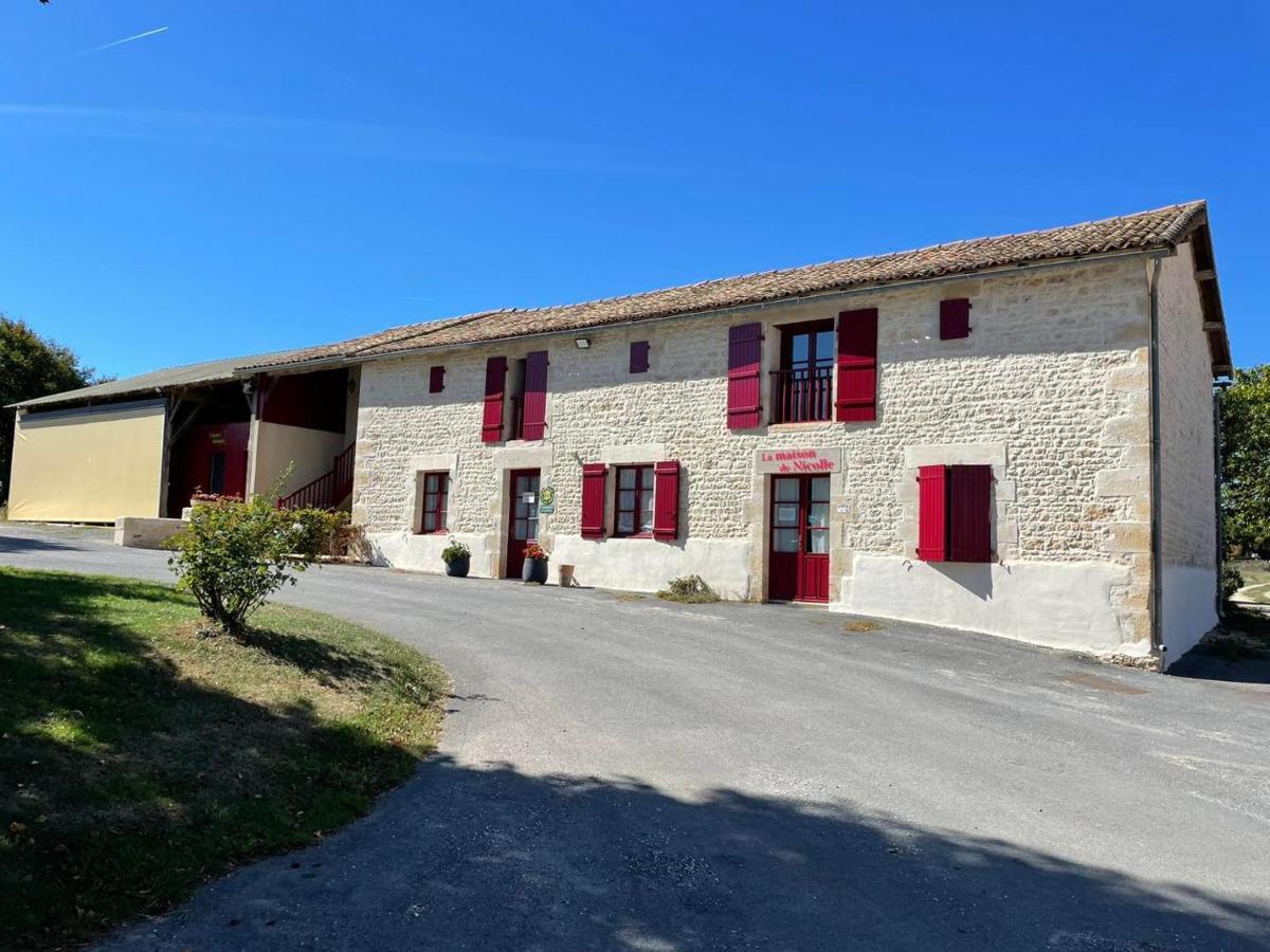 Chambres D'Hotes Du Puy D'Anche Sauzé-Vaussais Kültér fotó