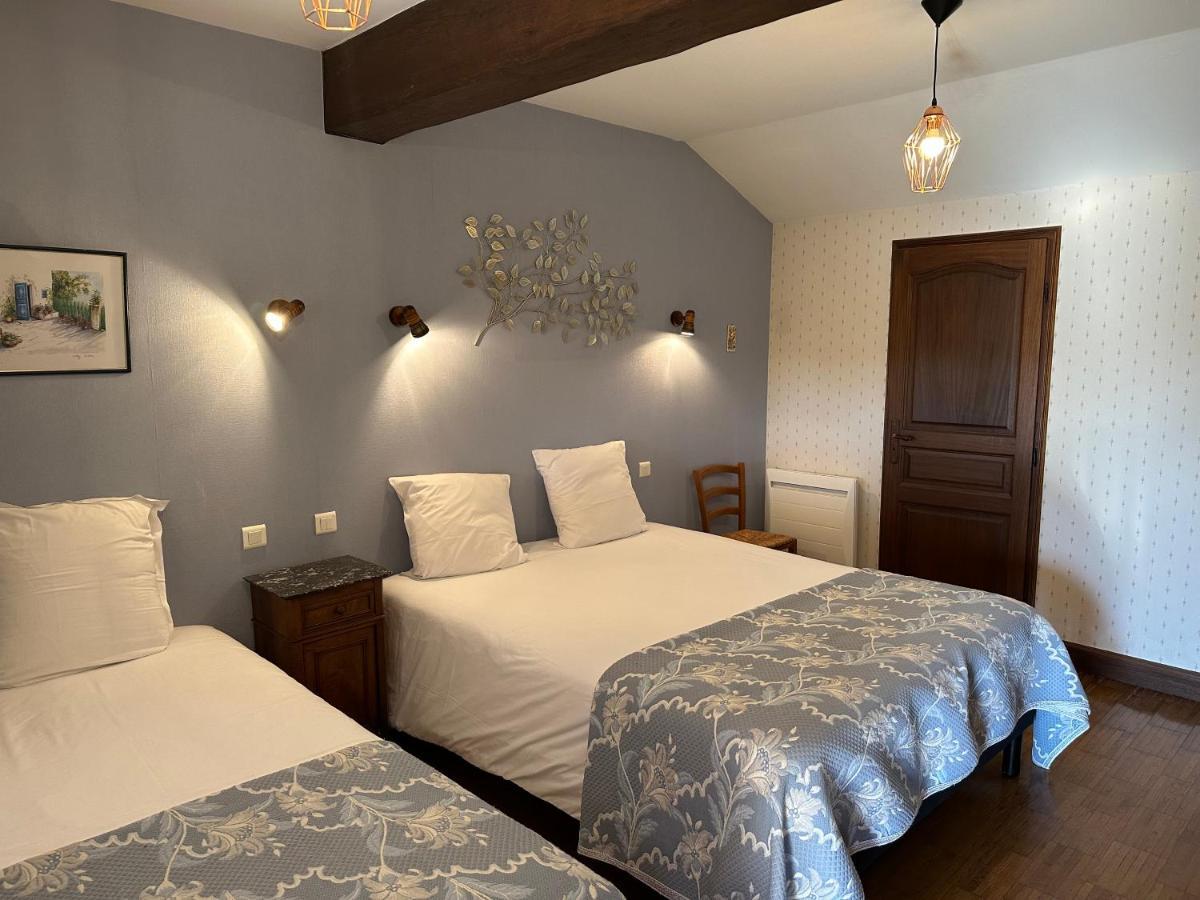 Chambres D'Hotes Du Puy D'Anche Sauzé-Vaussais Kültér fotó